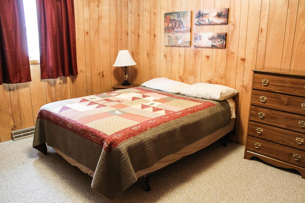 Nitschke'S Northern Resort Миноккуа Экстерьер фото