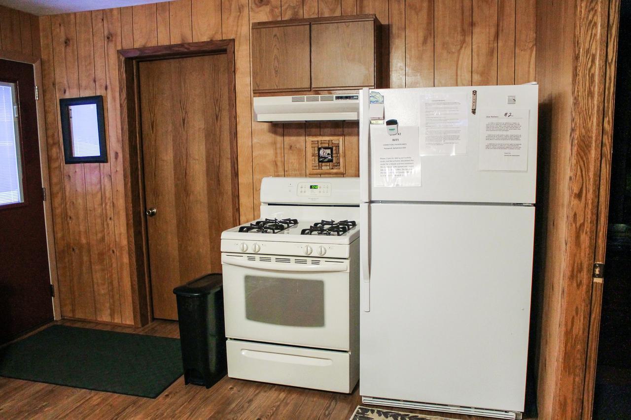 Nitschke'S Northern Resort Миноккуа Экстерьер фото