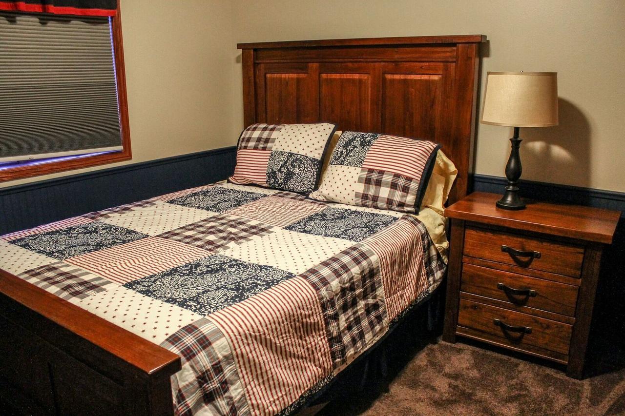 Nitschke'S Northern Resort Миноккуа Экстерьер фото